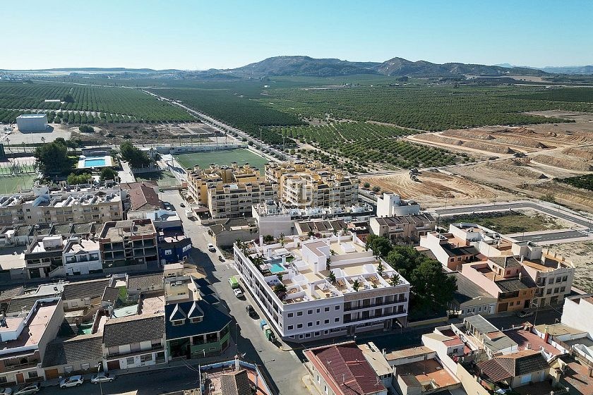 Pisos de obra nueva de 2 dormitorios con solarium en Algorfa